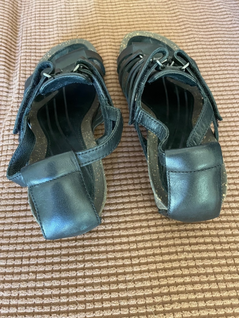 PRICE DROP! TEVA Cabrillo Wedge Heel Leather Sandals - Size 9.5 - Picture 9 of 12